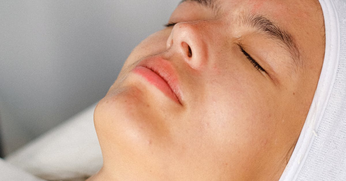 Step-by-Step Guide to a Professional Oxygen Facial